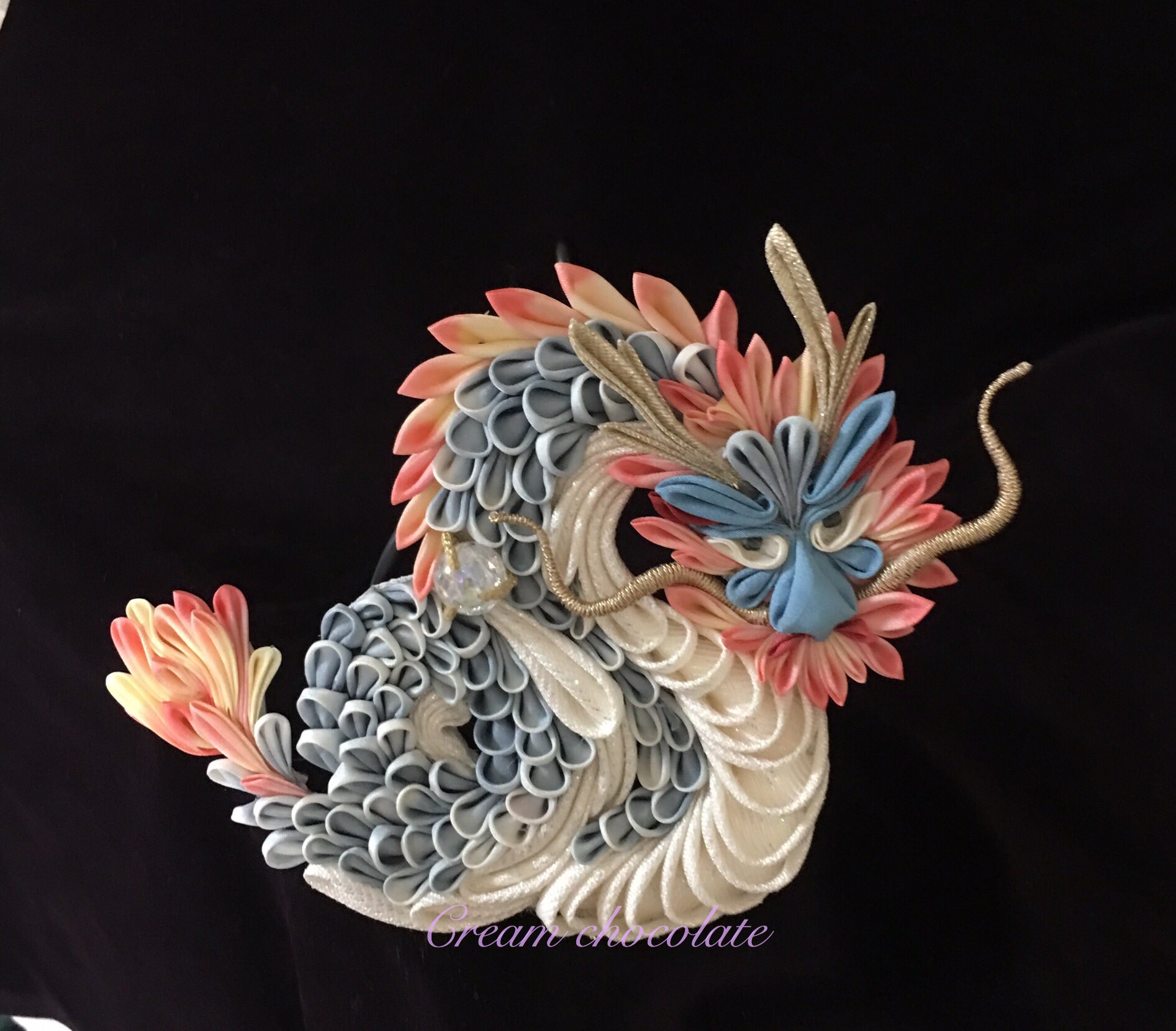 つまみ細工　つまみ細工画　昇龍　縁起物　展示会作品　ドラゴン つまみ作家・職人の紹介 第23回 その2 服部正子さん - つまみ