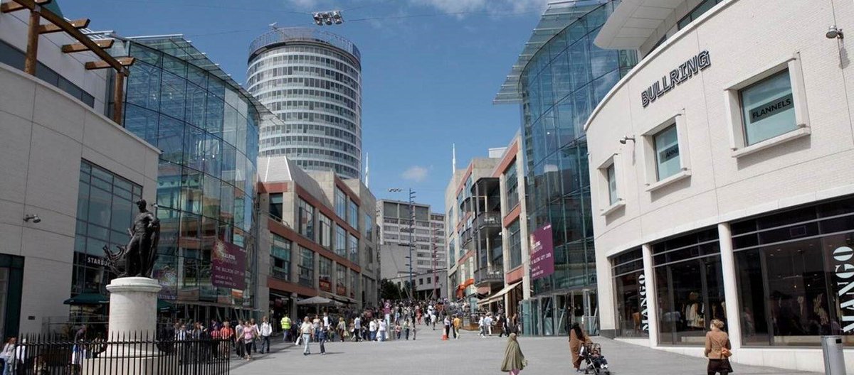 BCUAlumni's tweet image. BCU Graduates, tell us your favourite memory of Brum and you
may be featured in the next issue of the University magazine! @MyBCU