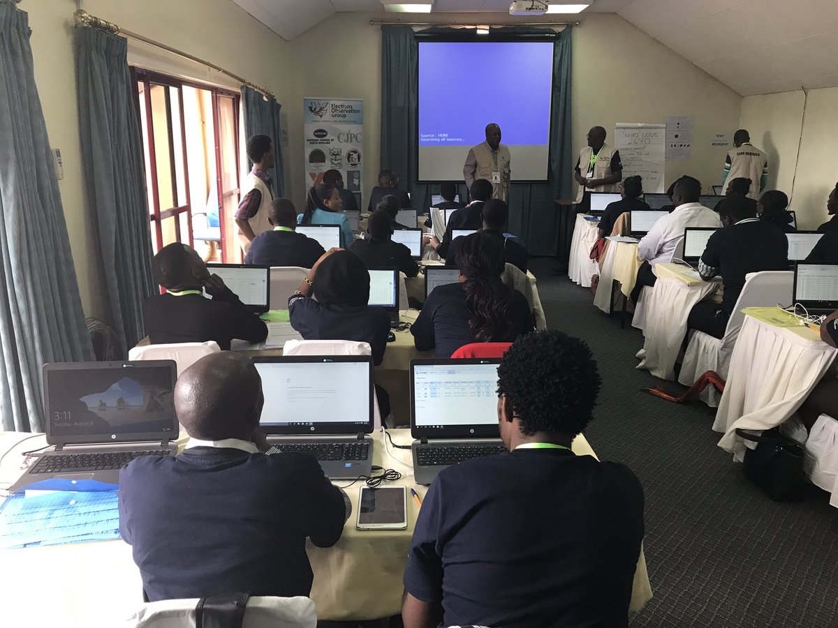 JDMahama's tweet photo. Speaking to volunteers of the (local) Election Observation Group in their operations/ collation centre. #ElogPVT #KenyaVotes2017 https://t.co/dvdoAnujgS