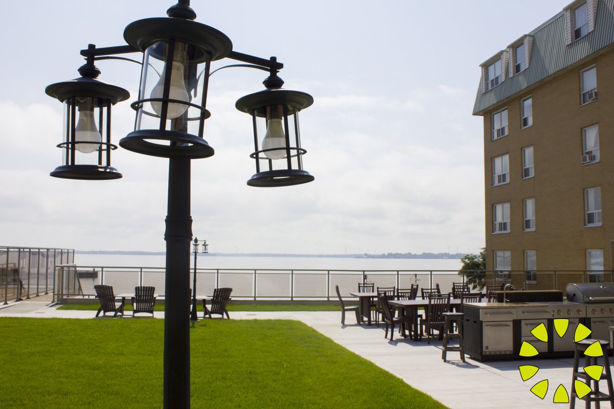 Lightenco's tweet photo. Offering great views &amp; better energy savings! Plus providing proper recycling @SustainableKtwn  @cityofkingston #takebackthelight https://t.co/XYBFZEqvoo