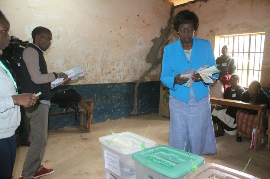 mamangilu's tweet photo. Today I cast may vote at Ithookwe pri sch polling station in Kitui Central constituency. I pray for a FREE and FAIR election. https://t.co/evX1TfMTky