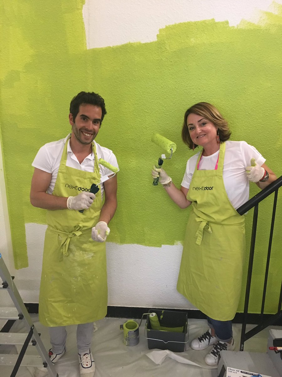 Quand Valérie Damidot&amp;Franck s'invitent chez @Nextdoor_fr 
Merci de refaire notre intérieur 👍🏾
@Nextdoorcôtécours
#PourTravaillerAutrement