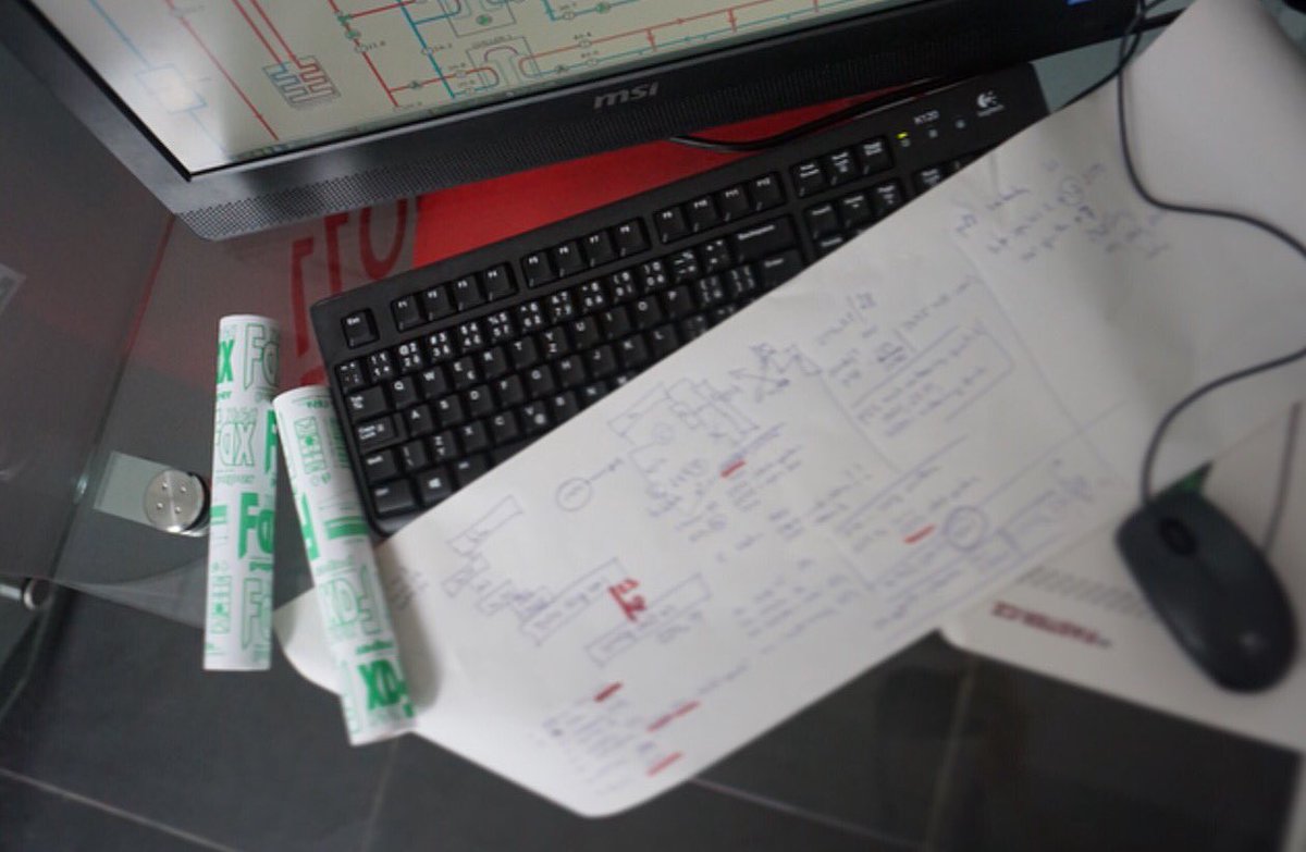 Fastercz's tweet photo. žádný fax nám delší dobu nepřišel...
#recyklace na poznámky
#FasterCZ #zelenadata #DC #networking https://t.co/XiONe5Wc1k
