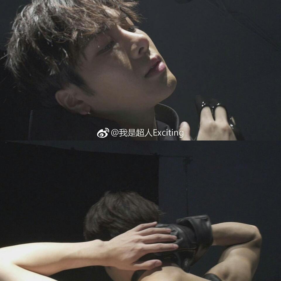 Jackson852wang7's tweet photo. [17.08.08] 

: 我是超人Exciting -Weibo update》》》 
#jacksonwang #잭슨 #王嘉尔 https://t.co/AjzCnfgQnp