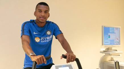 #Inter, tutto fatto per #Dalbert: nel pomeriggio sarà alla Pinetina #calciomercato rosea.it/4f238b57PL