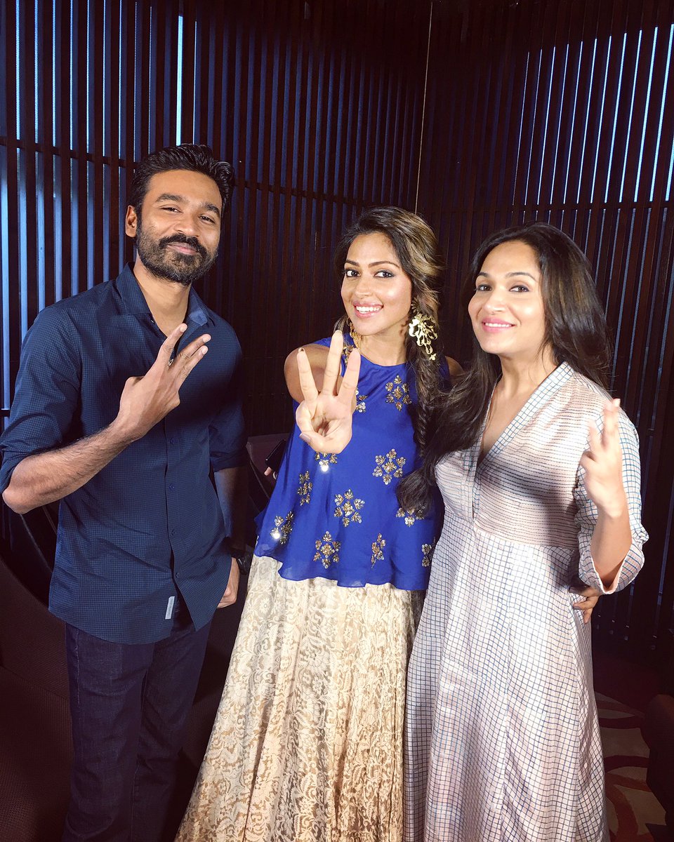 Its__Kavi's tweet photo. Count Down Starts
#vip2commonDp
#Vip2CommonDpfrom7pm
@rameshlaus @LMKMovieManiac @DhanushTrends @v4umedia1 @CinemaCalendar @SSMusicTweet https://t.co/MtqqBjBhp6