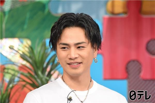 exnews24's tweet photo. 【JSB】8/9水 19:56-日テレ
「笑ってコラえて!」
登坂広臣が出演します。

三代目J Soul Brothers登坂の登場にスタジオ＆街頭インタビューの女子たち大歓喜！イメージに似合わず「虫が大っ嫌い」と意外な弱点を暴露！自宅でゴキブリが出たら確実に引っ越す！ https://t.co/L6xAlEuKg8