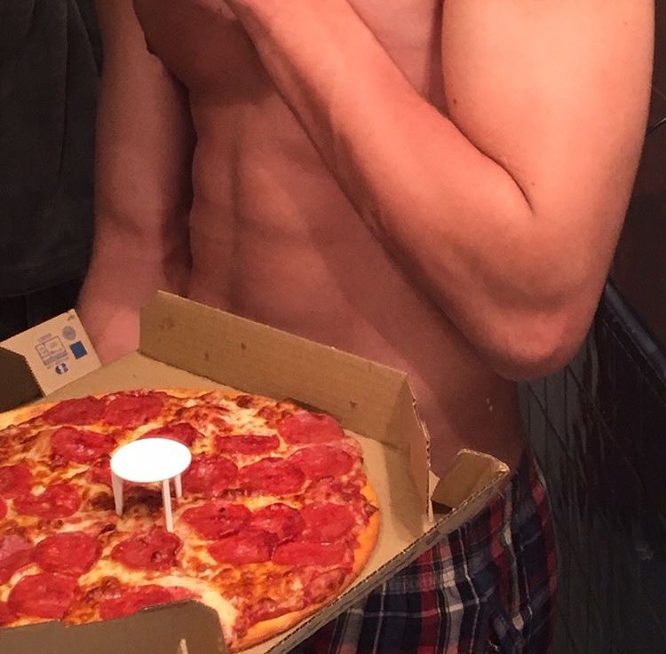 rpg_JAVIER's tweet image. bon appétit