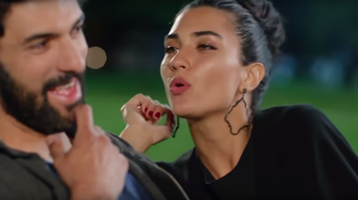 KATIE_JHO's tweet photo. #EnginAkyürek #TubaBüyüküstün 
#Elmer #Kara #Para #Ask 
❤️❤️❤️❤️❤️ https://t.co/NUnxqLBrXa