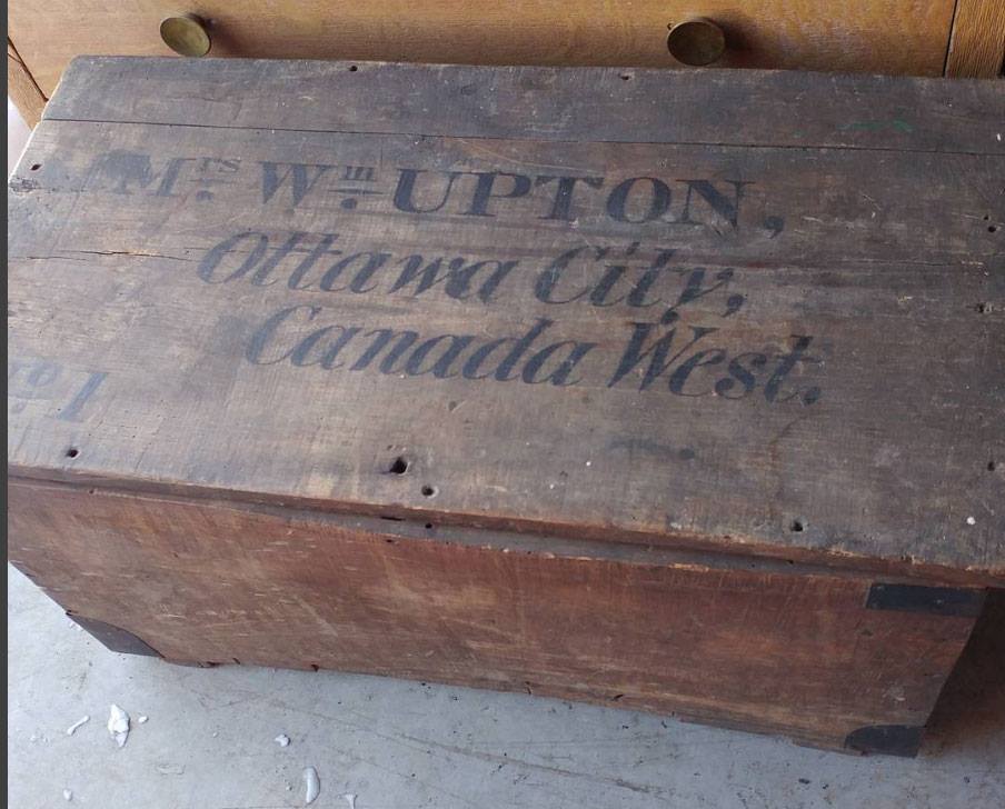 Beautiful piece with interesting history - Antique iron bound wooden travel trunk marked for "Ottawa City": ow.ly/nruH30eb1Ur
