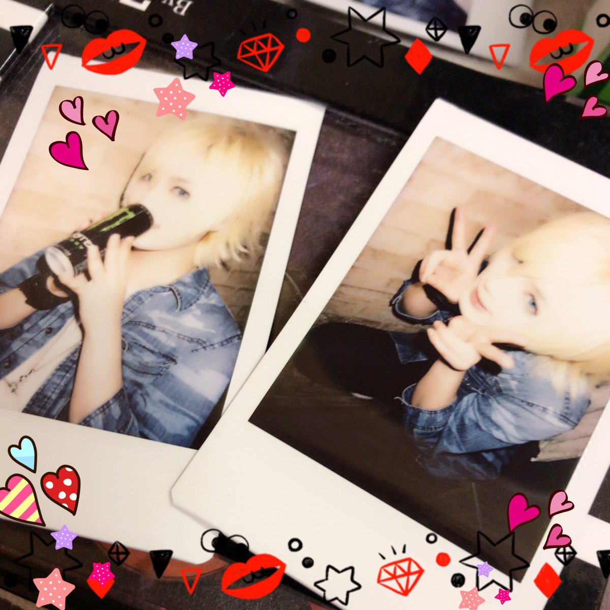 池袋Black holeでした✨

今日のスタバ🖖👩🖖ボーイズは
エプロンつけてライブしたけど
間違いなくモスの裏にいるシャシャッセーの人にしか見えませんでした🤔🤔🤔
8/14同じくブラホでスタバします！
かのエバと一緒に出るのだ😎😎