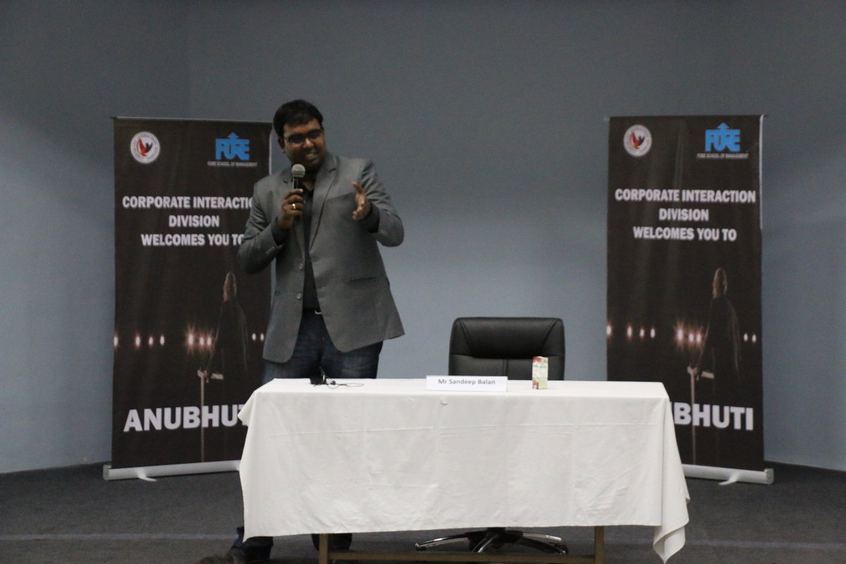 FOREConnect's tweet photo. Mr. Sandeep Balan, Digital Marketing Head, United Breweries Ltd addressed the students of @FORE_Delhi on the tips to build brands online. https://t.co/4EWvjDaRdn