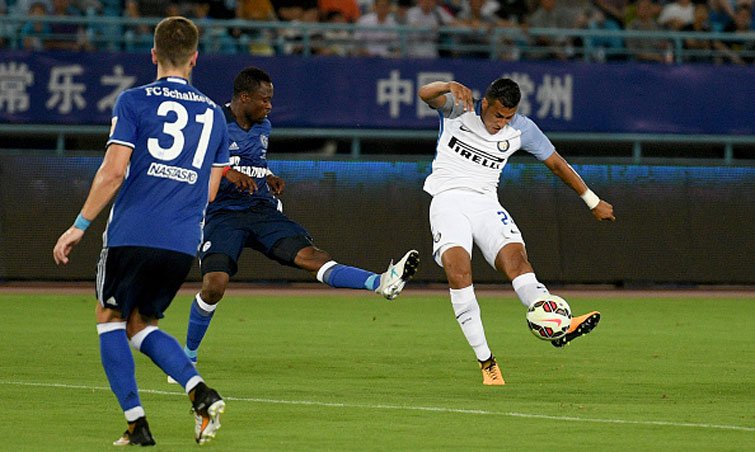 Goles_Colombia's tweet photo. Gran gol de Jeison Murillo en amistoso ante Schalke: https://t.co/wPHIcKsf23  #GolesCO #JeisonMurilllo #Amistoso #Inter https://t.co/d6oMIPXQzU