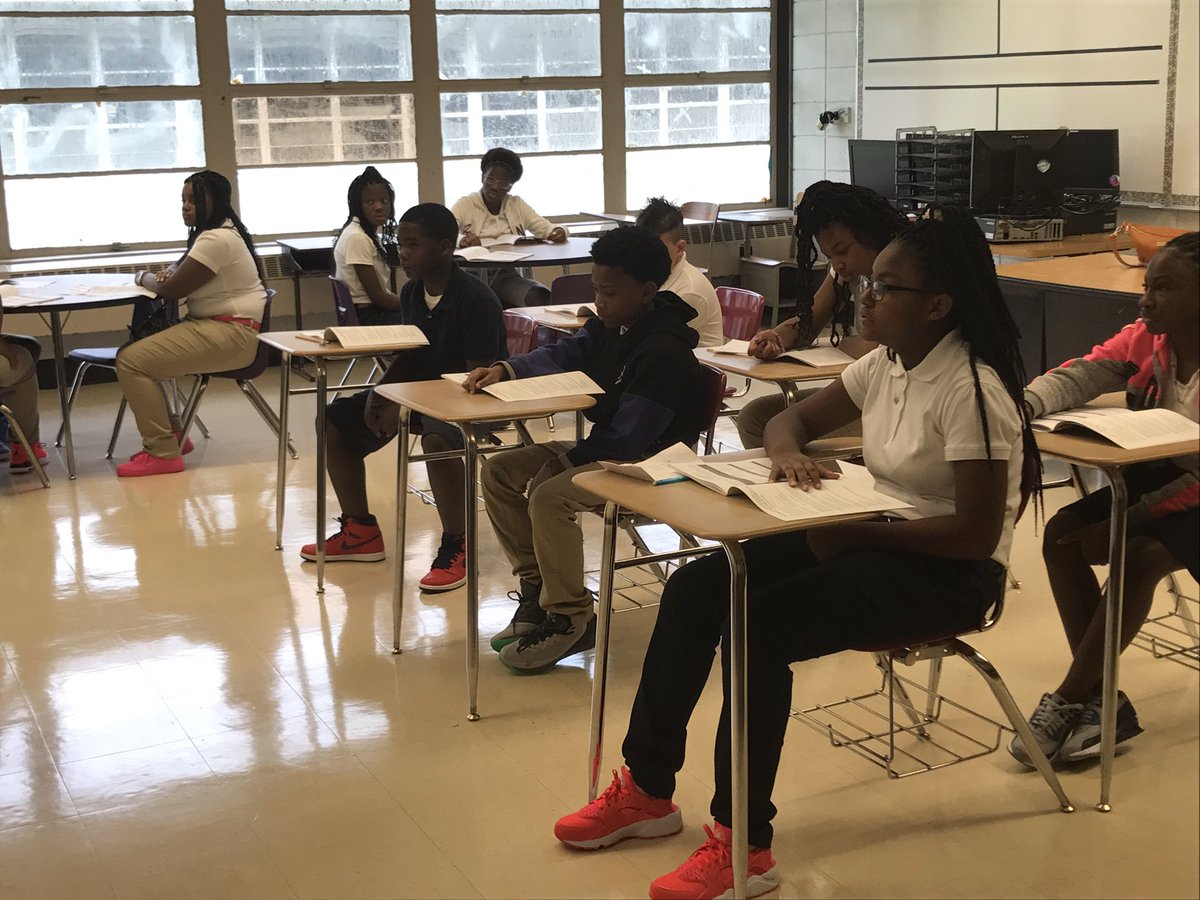 JPSDistrict's tweet photo. Whitten Middle School Scholars!! 👍💯#WelcomeBackJPS 😊 https://t.co/RGevqQ4UAD