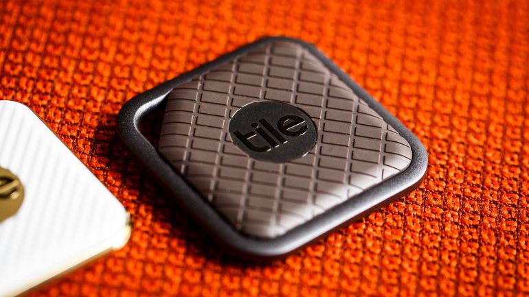 CNET's tweet image. Tile Pro helps find your lost stuff and looks good while doing it cnet.co/2wEwVix