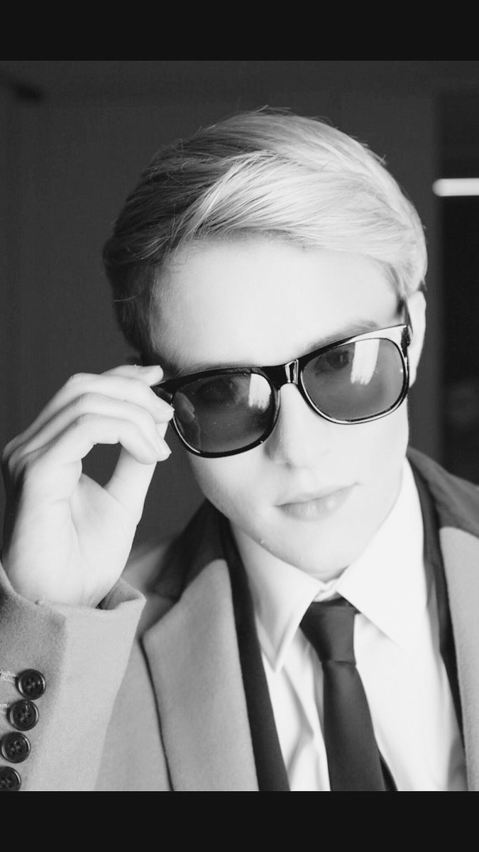 planetjedward's tweet photo. Jedward https://t.co/dLl4GFsf9m
