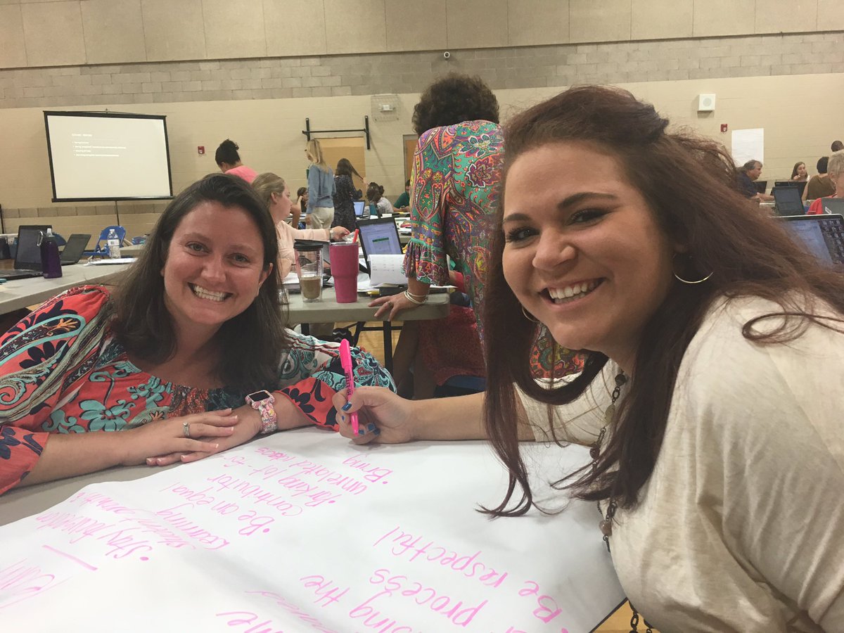 MollyWhiteBCS's tweet photo. Look at these 3rd grade math superstars!  Thanks for welcoming me into your group @mrsjaimewebster @danabyrum10 #bcsteacheracademy2017 https://t.co/Tl5weCYR8F