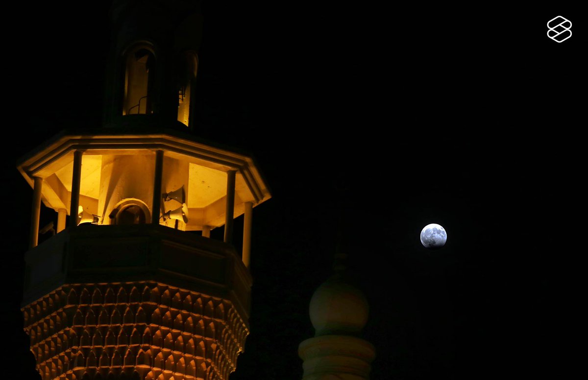 thestandardth's tweet photo. เช้ามืด 8 สิงหาคม เกิดปรากฏการณ์จันทรุปราคาบางส่วน (Partial Lunar Eclipse) เพราะเงามืดของโลกบดบัง #TheStandardCo https://t.co/Ur57fdIhlS