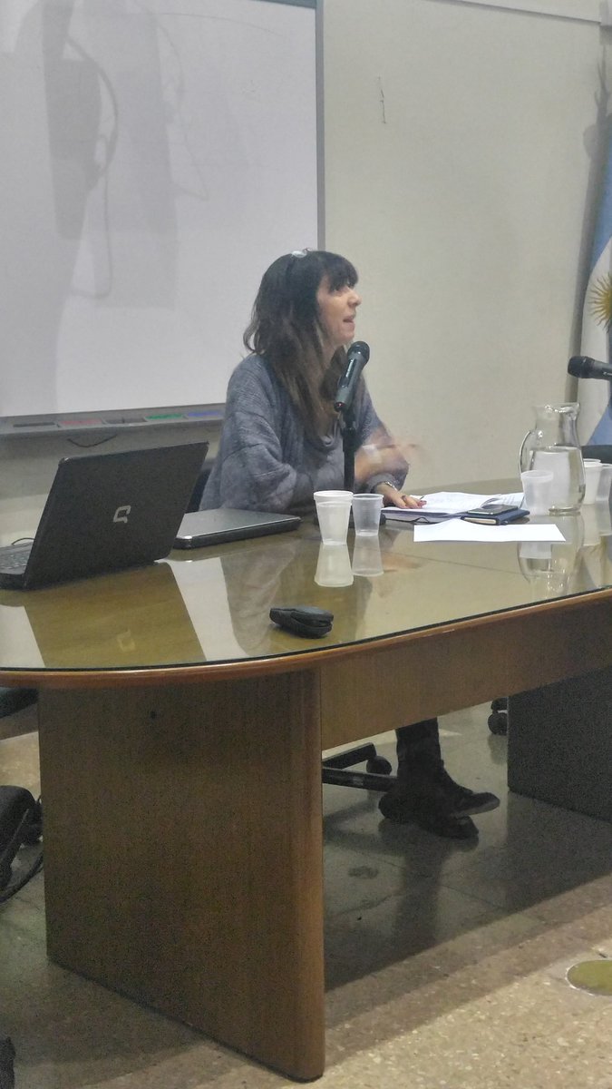 saandreoli's tweet photo. Marilina Lipsman cierra el primer bloque de la I Jornada UBATIC @CitepUBA #UBATIC https://t.co/dJdl6p0HZe