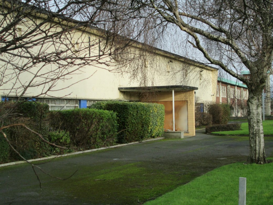 totallydublin's tweet photo. #NiceGaff: The Long Mile Works - “There is a lot to be loved about this simple and honest building” https://t.co/FmXu1QyYv5 https://t.co/qRXLlxQgCr