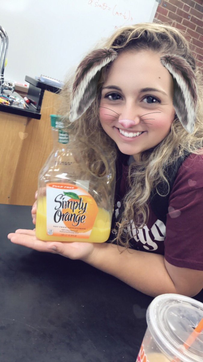 mmskys12's tweet photo. happy birthday gab😊 thank you for always making my smile a little bigger and my days a little brighter💖 love&miss you😘 #K185 #killphysics https://t.co/wNMYGPRL0C