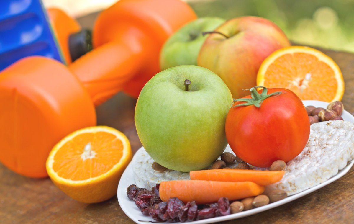 DrDirkTX's tweet photo. Don't rely on just #medicine. Try these lifestyle #tips to #combat your #heartburn: https://t.co/FnZxRbQoRd https://t.co/yAl8CSg3PE