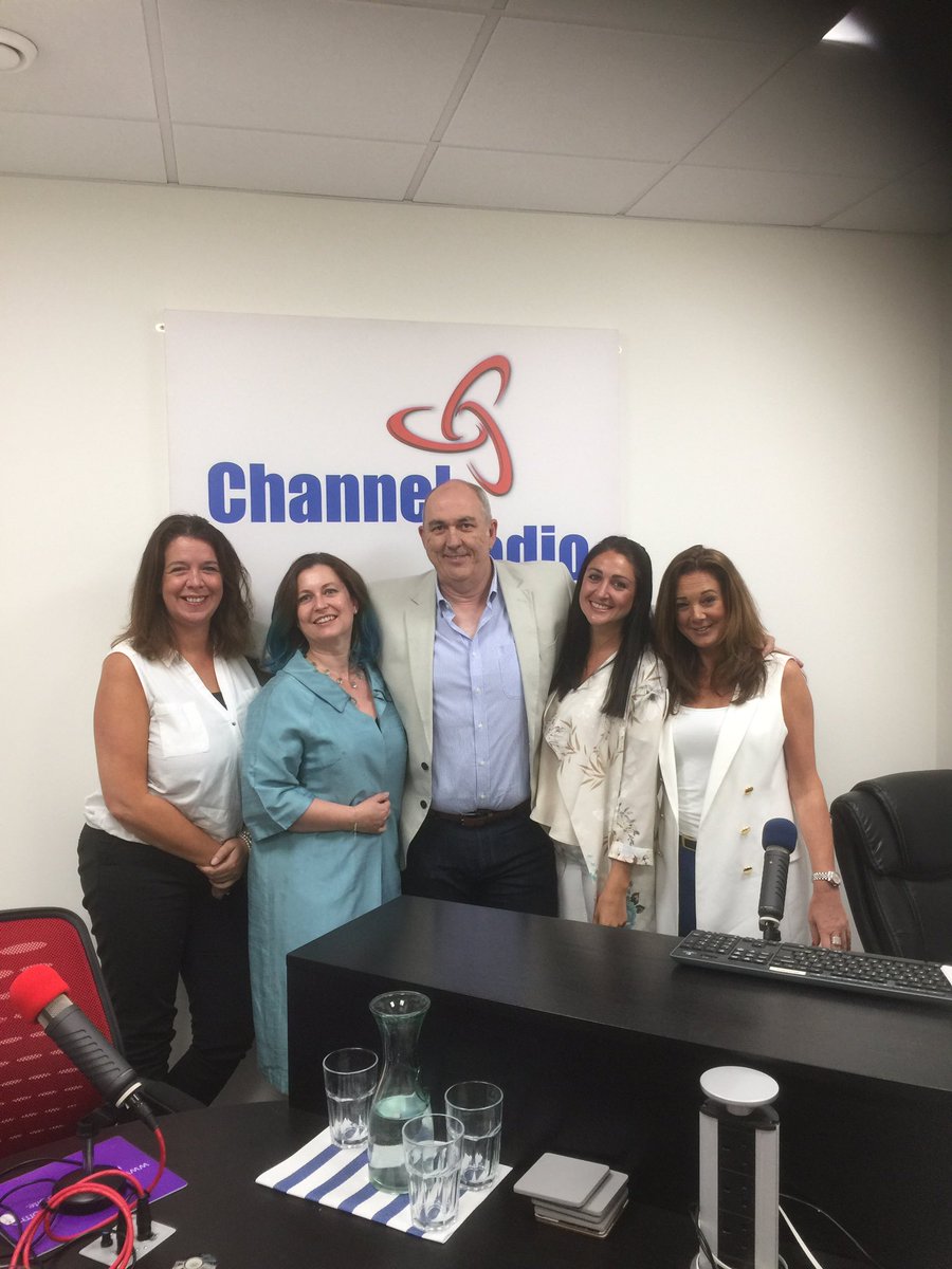 vanillaweb's tweet image. Listen again #BBunker with @zoe_cairns @BritishWireless @LVInteriors @RiftAnnette @lorisclements sponsor @UENIltd kentbusinessradio.co.uk/show-338