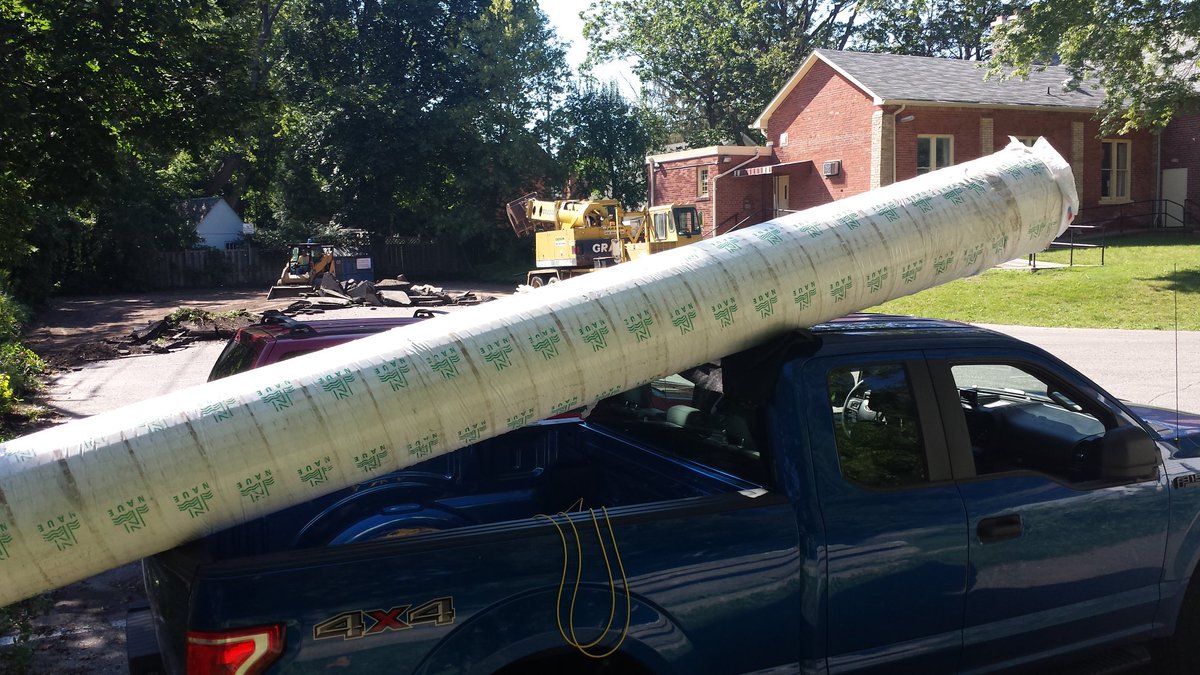 TerrafixGeogrid's tweet photo. Construction schedules sometime can't wait for a delivery truck...get it done and on site for our customers. #terrafixgeo #CustomerService https://t.co/ywxR6bddjJ