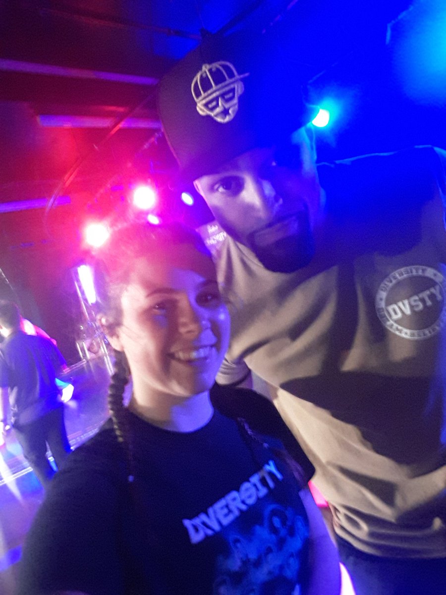 amelia_hawk's tweet photo. Dream come true😇 Just met and danced with @Diversity_Tweet😏 Could not be happier🤗 https://t.co/Z2CRtMI6cw