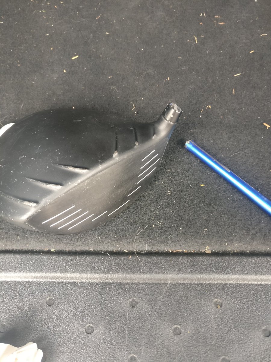 GeraldTritt's tweet image. @PingTour 2nd guy I've seen in 3weeks with a ping driver snapping in the same place #designissue?