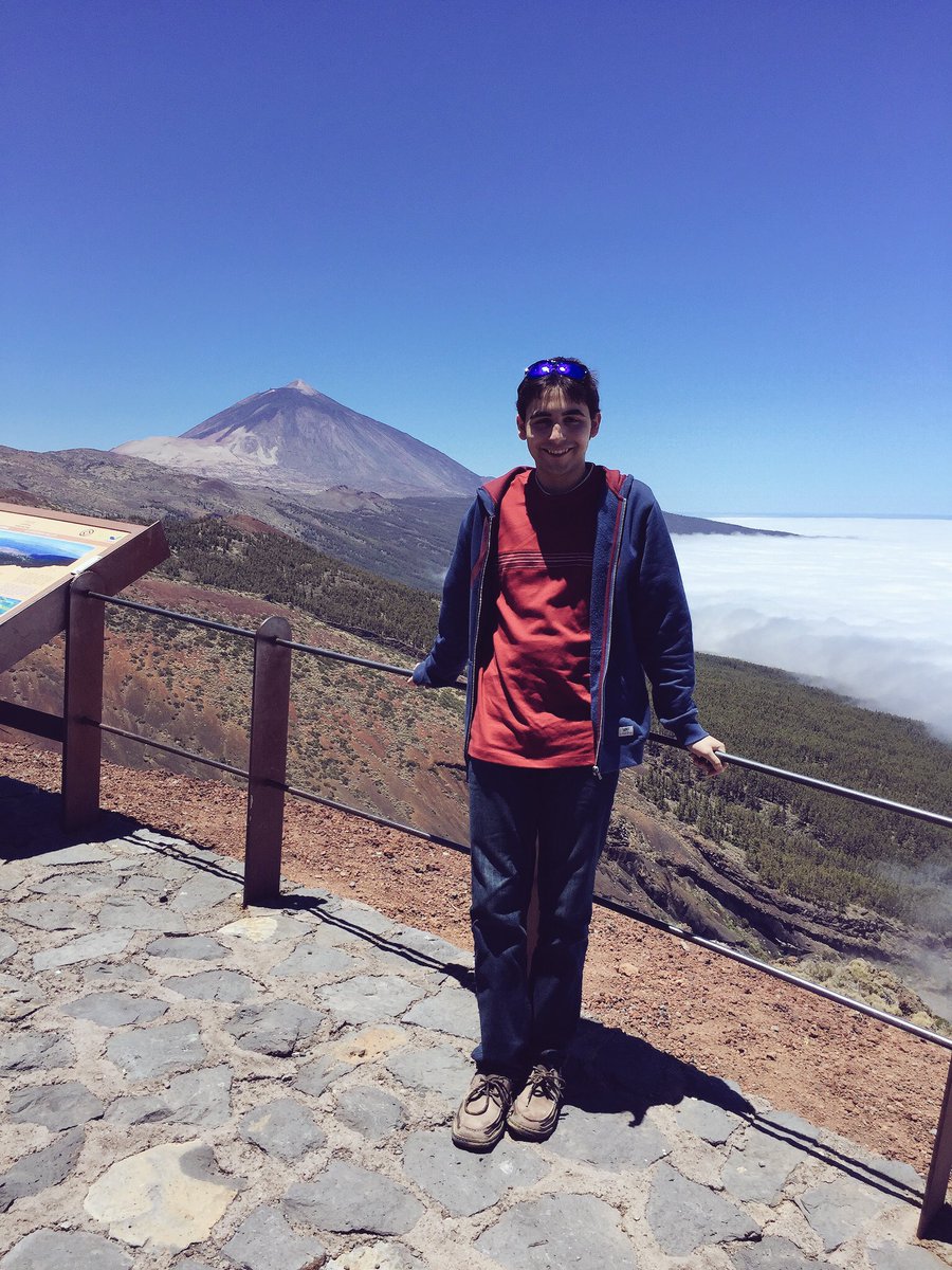 Borikwine's tweet photo. At Tenerife with El Teide in the back, Canary Islands(Spain). E. Ramirez-Gonzalez '19 #TrinityTravels https://t.co/4pyknXSWPa
