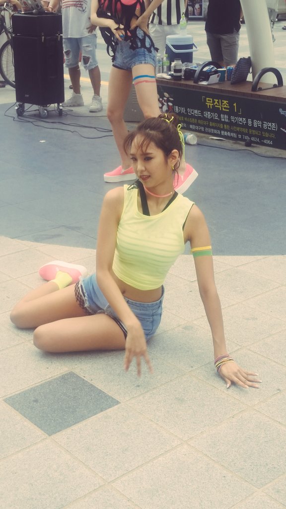 powermotal's tweet photo. 처음봤는데 이뿌시다 
#라니아 #라니아유민 #유민 https://t.co/cJBVV6FQjM