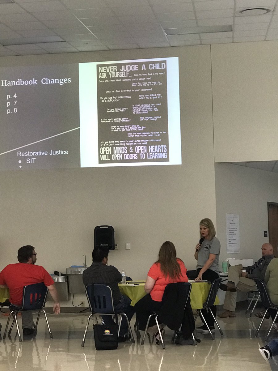 jbecounselormb's tweet photo. Mrs. Kari, presenting to our staff! Welcome To The Ride! ๐ #jberocks #WhatEverItTakes @knewton1972 https://t.co/YZTZuBCdam