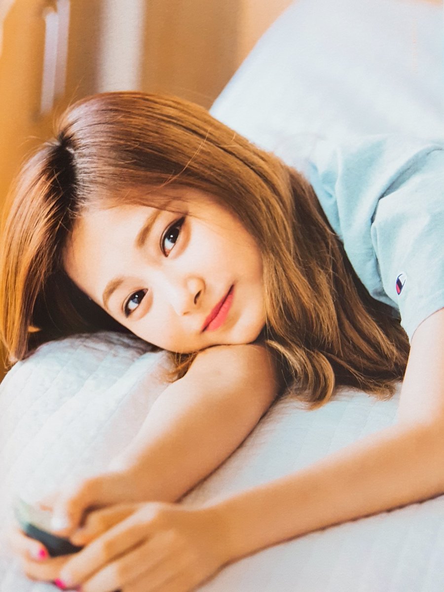 Onlyyu One In A Million Twice 1st Photobook Scan V Photo By 모노 From T Co Zgj0ttwpp1 쯔위 Tzuyu 子瑜 ツウィ Twice 트와이스 T Co 8ylniebson