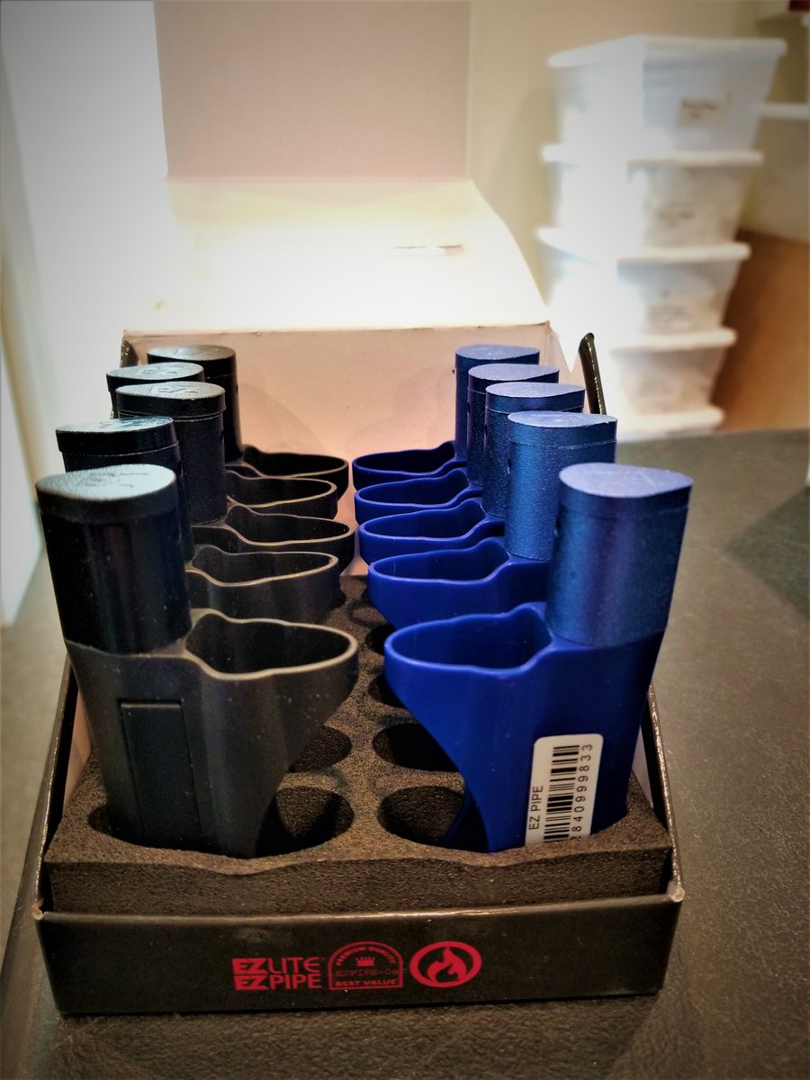 ZingDirect_'s tweet image. Grab some of our EZ Pipe displays for your store today at an incredible price. Visit our website for details. #ZingDirect #EZPipe #Smoke