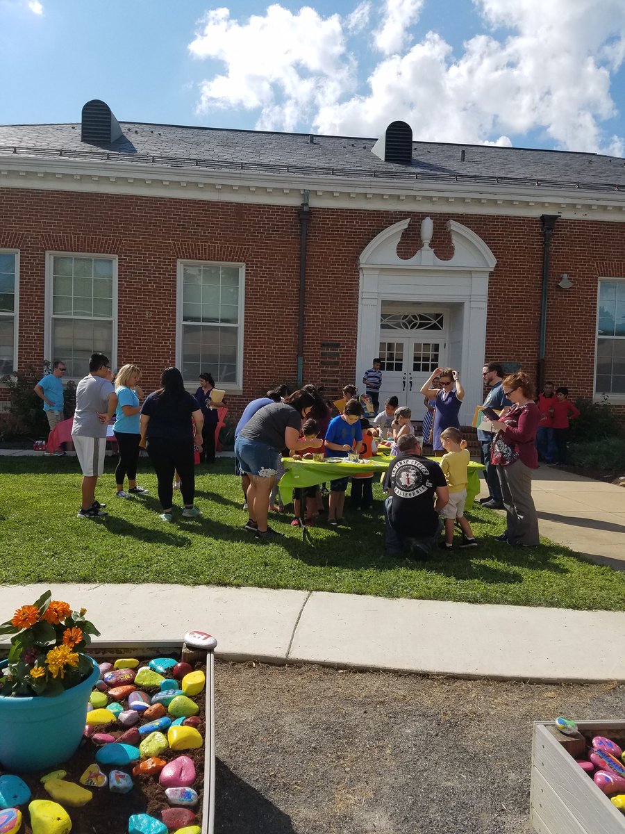 Teresa M. Cave tweet media