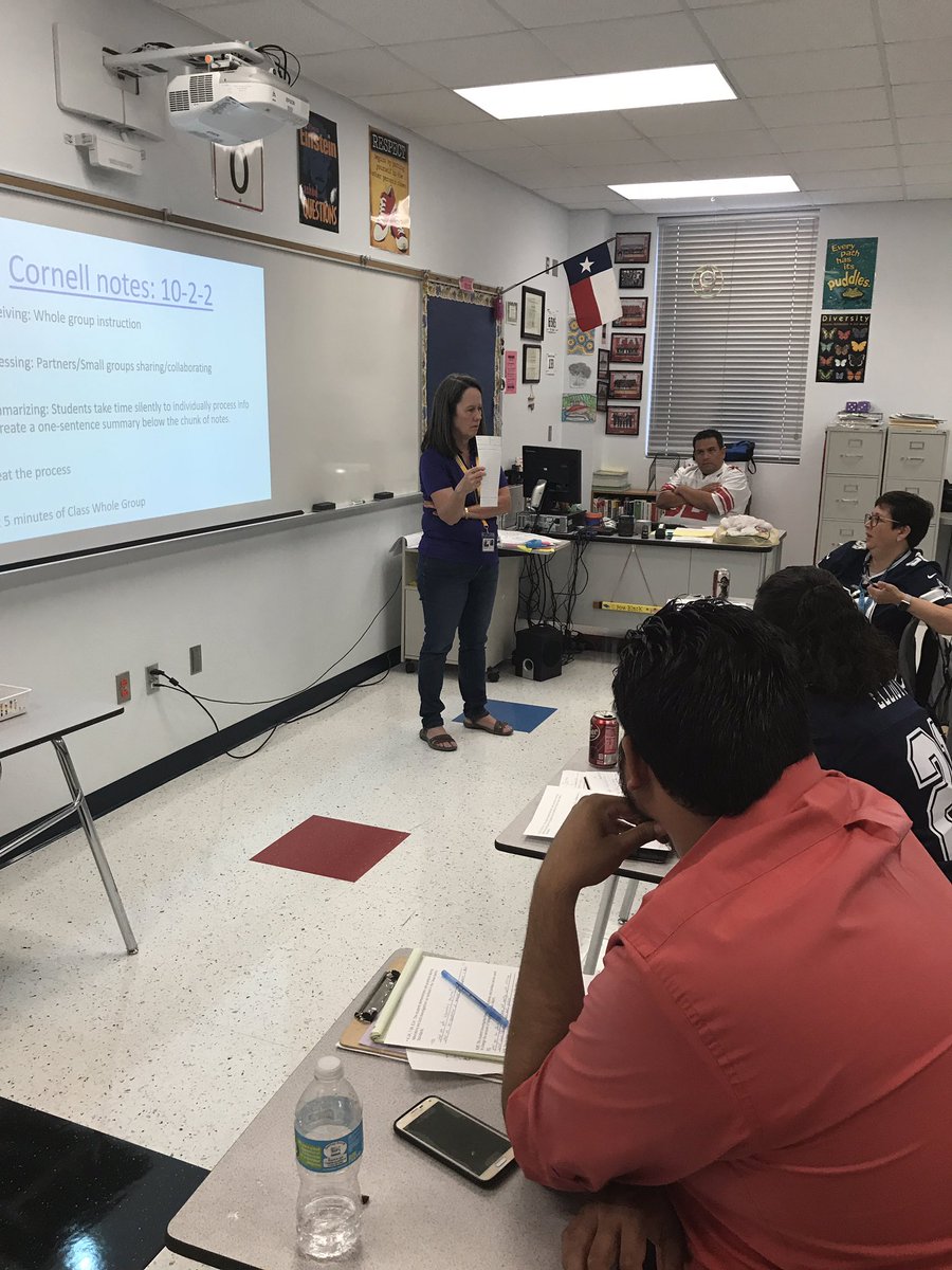 Ale_ClintISD's tweet image. REMS Science &amp;amp; Cornell Notes! #AVIDized