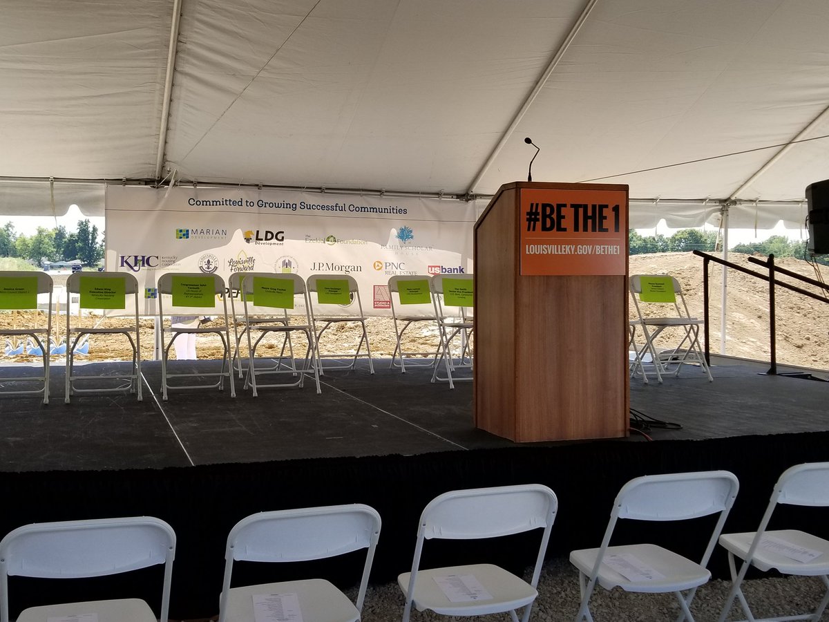 MonaVee08's tweet photo. Groundbreaking of Riverport Landings!!  #familyscholarhouse #affordablehousing #louisville #buildtheville #ldgdevelopment https://t.co/IO1hCOHNFX