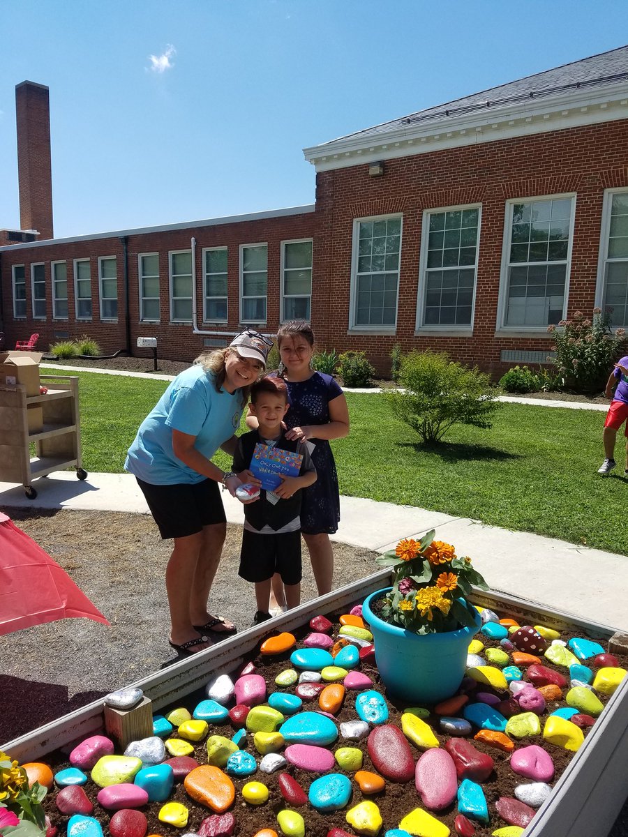 Teresa M. Cave tweet media