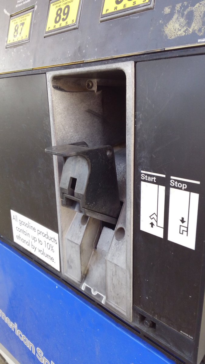 JakeBowers1's tweet photo. I ran into one of these 2day! Stood there (people staring), lost as last years Easter egg... Wondering why the pump wont start!! @Midday180 https://t.co/BWjBWD3JnL