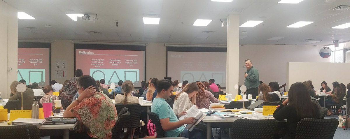 vmunoz_2's tweet photo. Day 2 of NTA with @charlesbearden1 #fwisd #NTA2017 #mindsofboys #NTIS @FWISD_PLI @FortWorth_ISD @Berty924 https://t.co/O0fFFMb2Tg