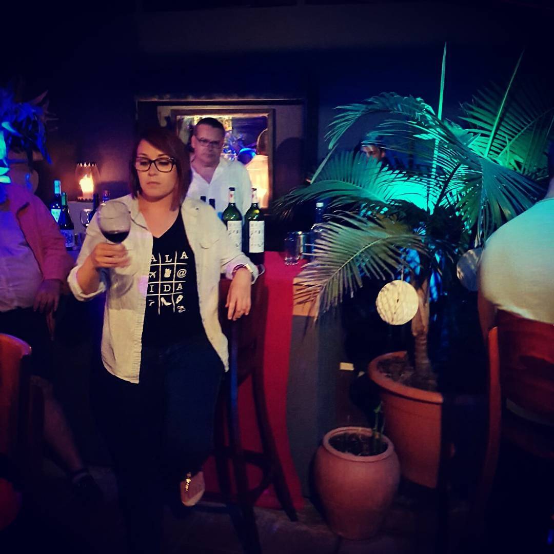 BodegasArraez's tweet photo. ¡¡En #Canarias también son canallas!! Cata completísima en @tpimientanegra,#Tenerife. Estuvimos como en casa 🏡 ¡Volveremos! 😎 #bodegasarraez https://t.co/lv65tBOvJT