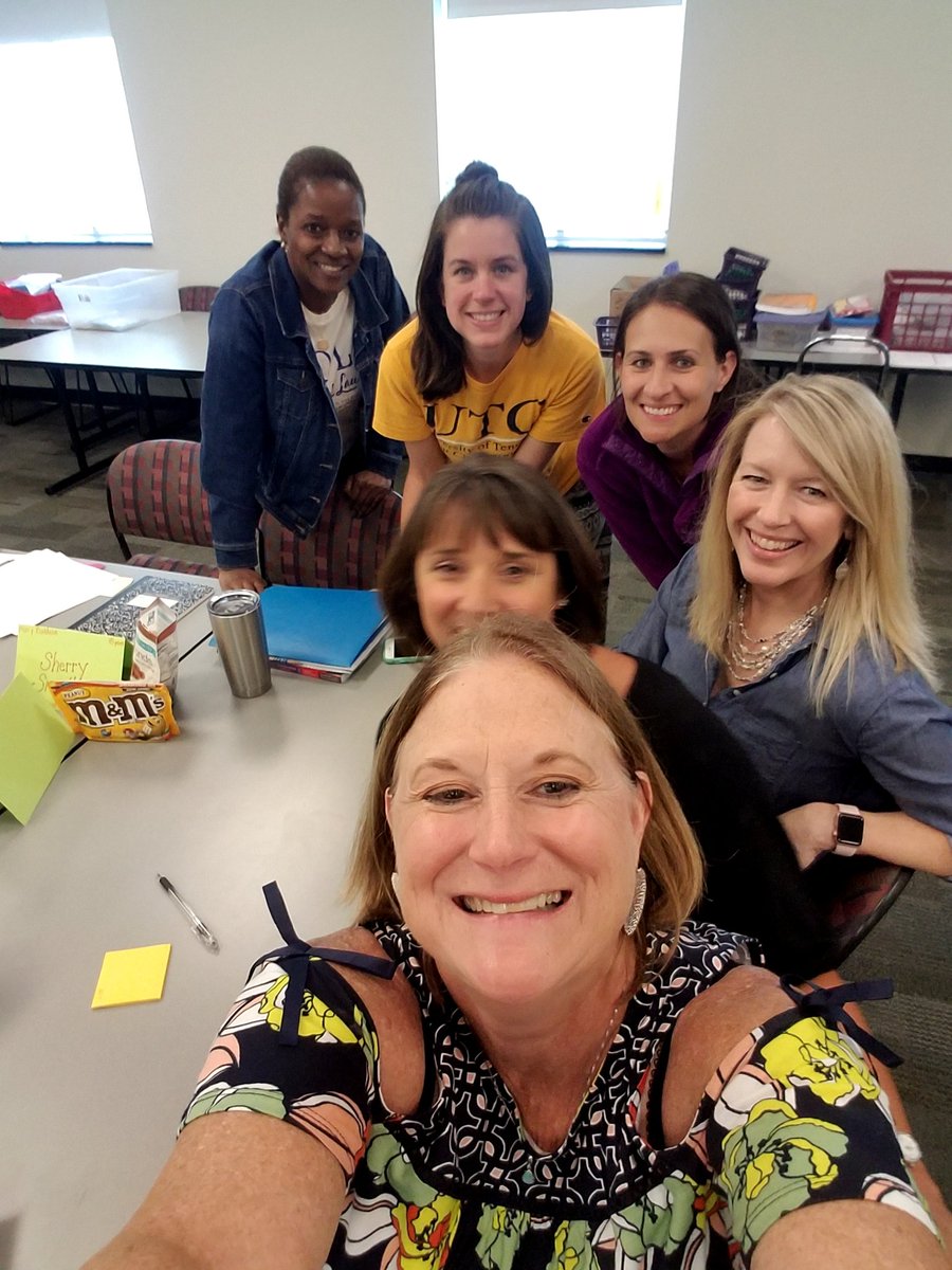 karenmorgan89's tweet image. #NHESSummerSelfie
#sayingbyetocolleaguesMM