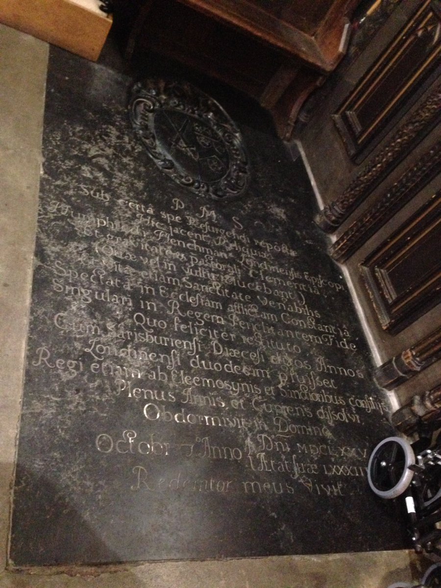 kmt157's tweet image. There was also a variety of memorials for the #BishopsOfLondon found inside the church @AllSaintsFulham