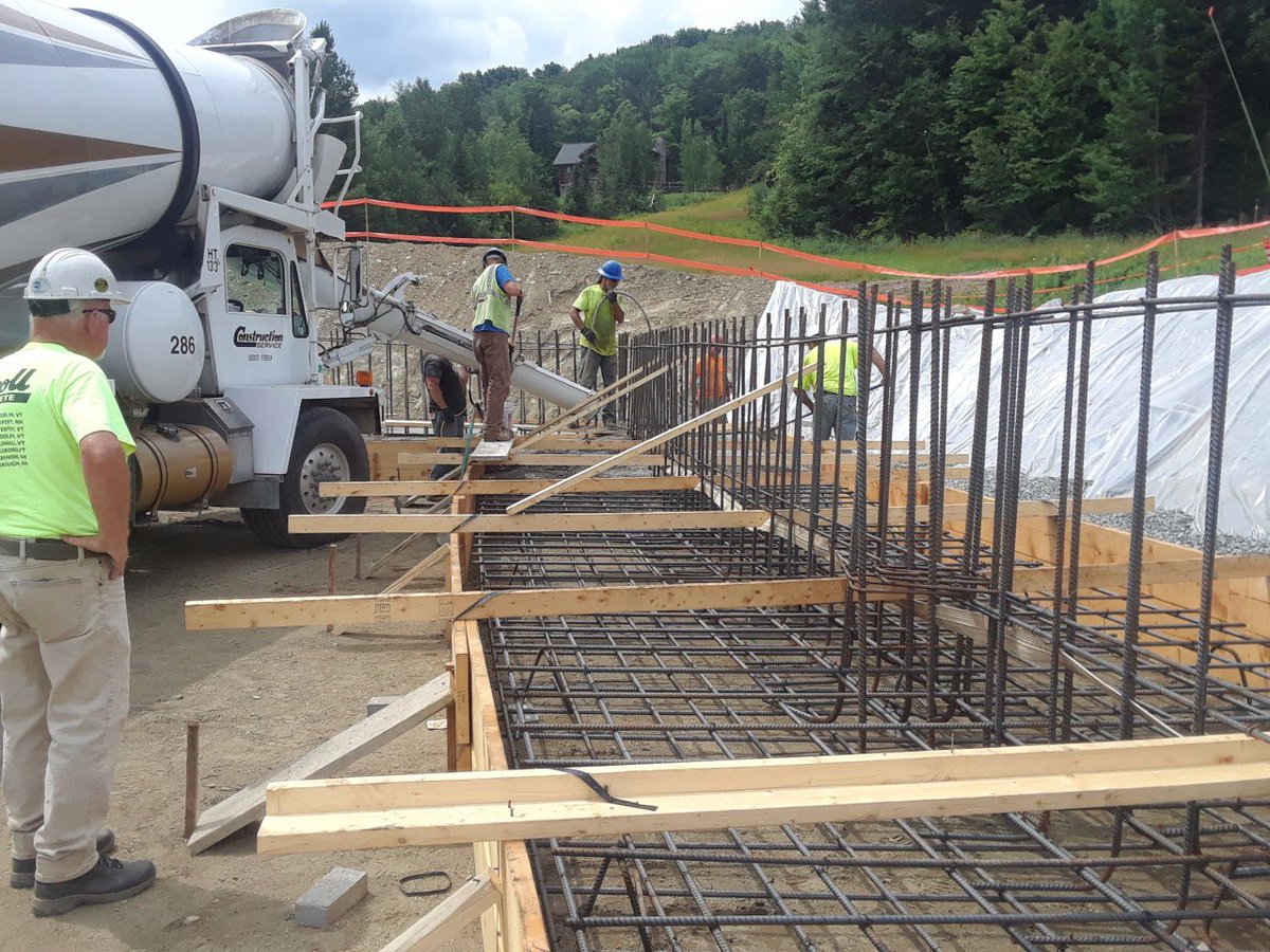 MountSnowEB5's tweet photo. A quality foundation allows for a #strong and long lasting structure to be built upon. #EB5 #jobs #prideinworkmanship https://t.co/D6i9siFawt