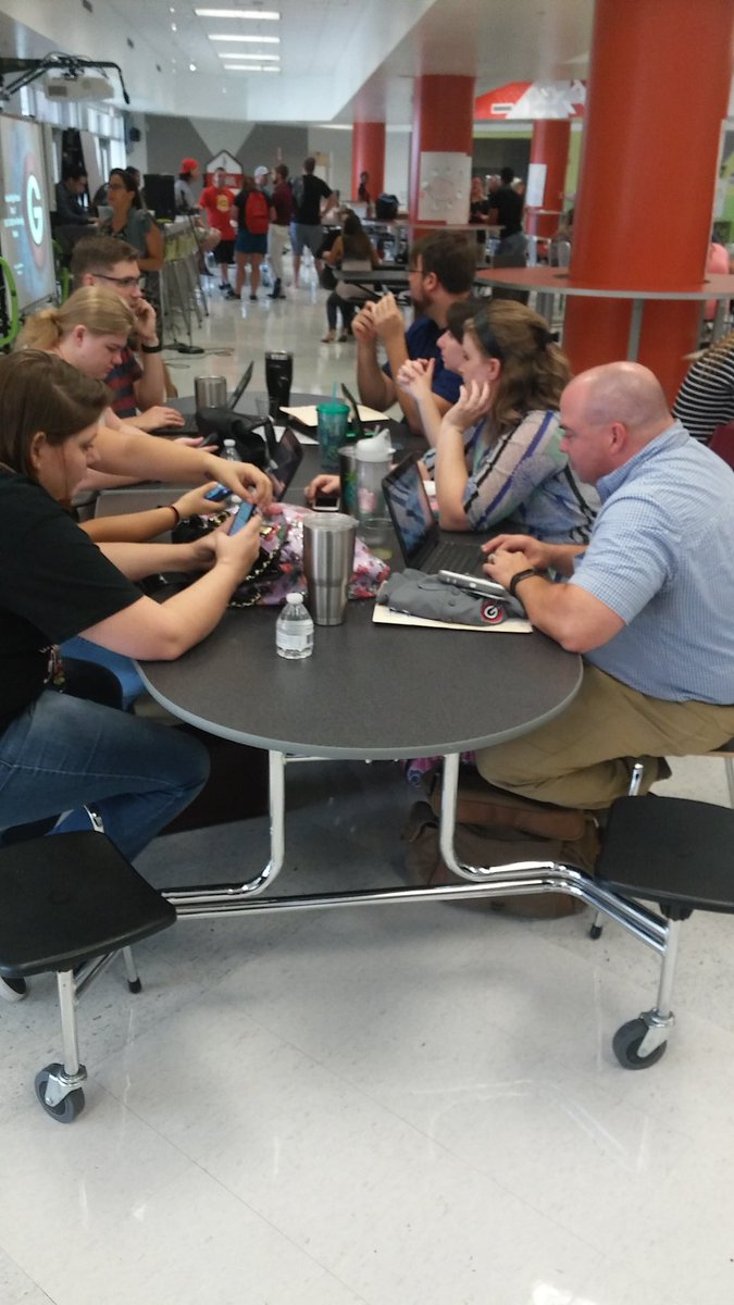 cwanderson81's tweet photo. Pre-planning kickoff #chs_ocps #iamcolonial https://t.co/Ex8mJxqfME