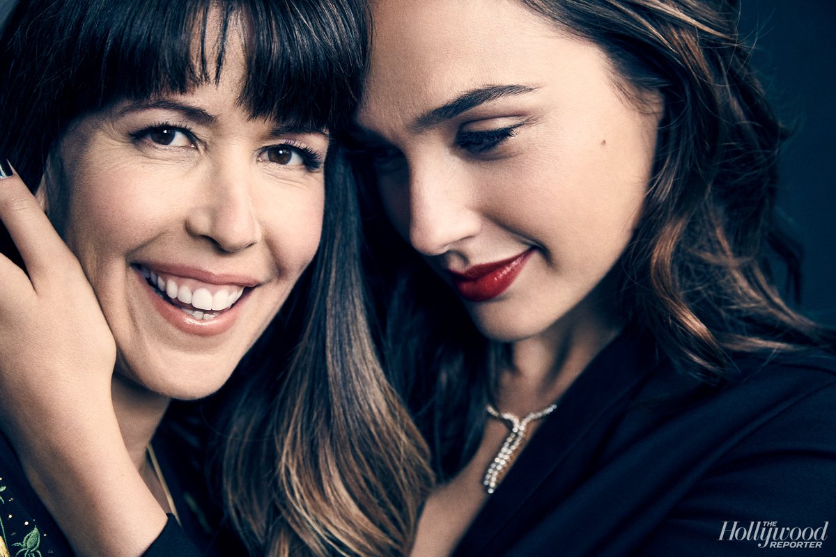 THR's tweet photo. Go Diana!👏 #WonderWoman crossed $400M in N.America + top-grossing live-action film of all time from a female helmer https://t.co/jvCbwM1cwp https://t.co/dHt3wlAHd6
