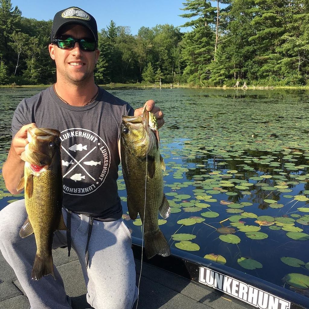 Lunkerhunt_fish's tweet photo. Lunkerhunt Compact Frog 🐸 #lunkerhunt #compactfrog #newfor2017 #frogfishing #frogfish #bassfishing #largemouthbass… https://t.co/jK7FPNulGh https://t.co/1Wg5OONwPA