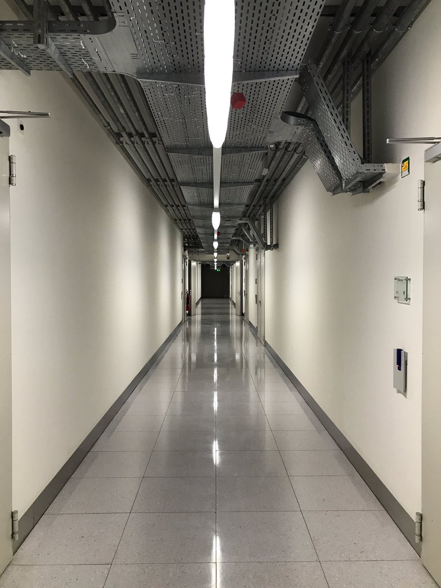 sustundag's tweet photo. i love my job #datacenter #overtimework #wearehereallnightalong #hardworkingday https://t.co/IGFF6fl1xR
