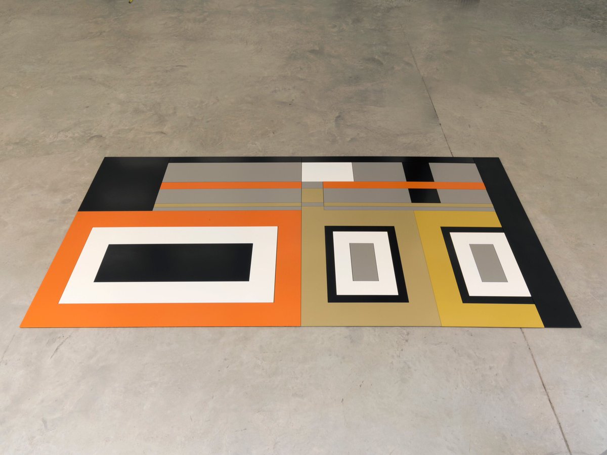 Tom Burr and Andrea Zittel have a beautiful show at Bortolami. Pictures and text from the show can be viewed here contemporaryartdaily.com/2017/08/tom-bu…